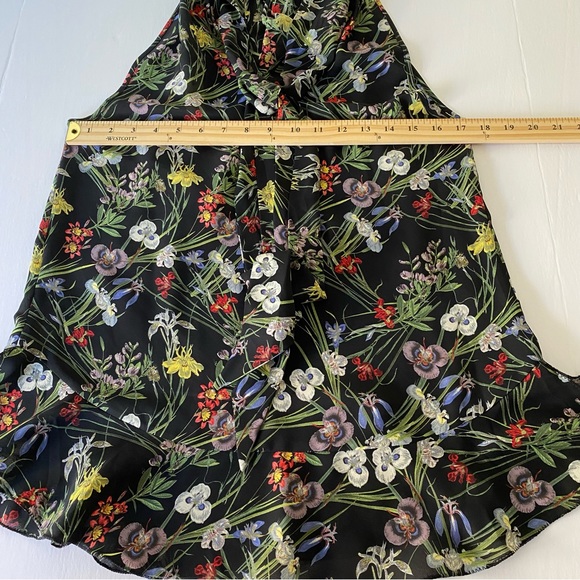 Max Studio Floral Tropical Tie Front Sleeveless Ruffle Blouse - Picture 15 of 15